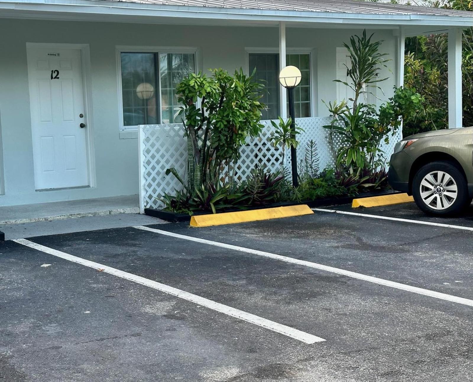 Conty'S Motel Naples Zewnętrze zdjęcie
